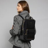 Zaino donna in pelle con tasca frontale | The Bridge