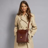 Borsa secchiello pelle | The Bridge