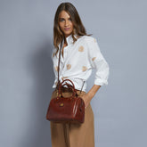 Bauletto in pelle con tracolla removibile | The Bridge