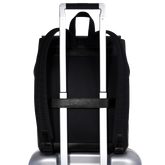 Zaino in pelle uomo con patta frontale | The Bridge