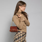 Borsa tracolla pelle con catena | The Bridge