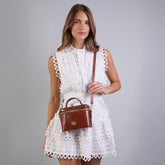 Bauletto in pelle con tracolla removibile | The Bridge